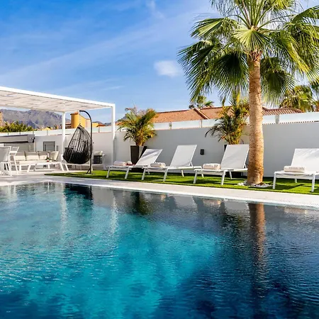 Nicole Wifi, Gym, Heated Pool Casa vacanze