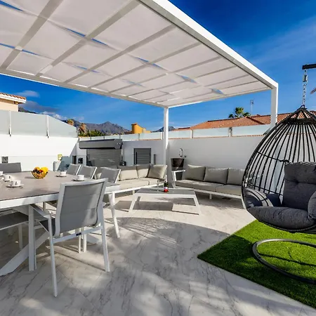 Holiday home Nicole Wifi, Gym, Heated Pool *