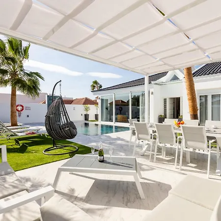 Nicole Wifi, Gym, Heated Pool Semesterbostad Callao Salvaje