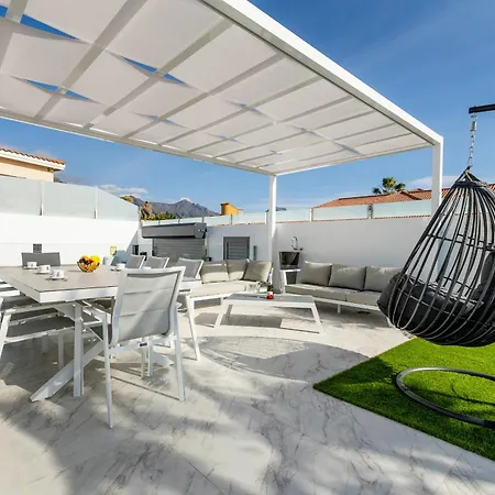 Nicole Wifi, Gym, Heated Pool بيت للعطل