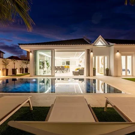 Nicole Wifi, Gym, Heated Pool *