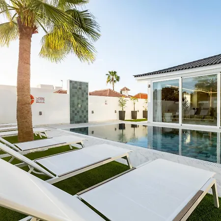 Nicole Wifi, Gym, Heated Pool بيت للعطل *