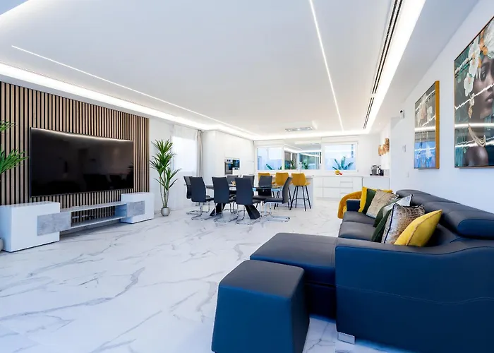 Nicole Wifi, Gym, Heated Pool * Callao Salvaje