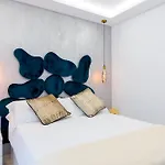 別荘 Nicole Wifi, Gym, Heated Pool