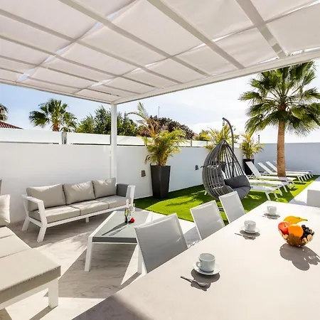 Сasa de vacaciones Nicole Wifi, Gym, Heated Pool *