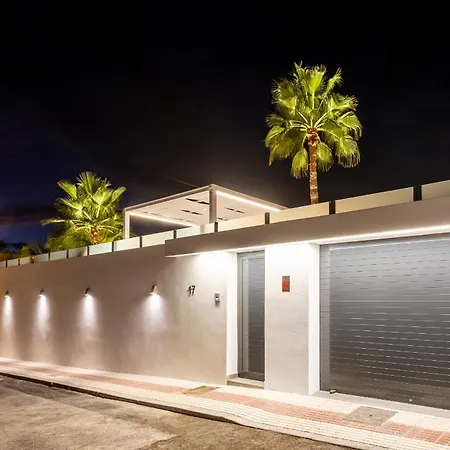 Nicole Wifi, Gym, Heated Pool * Callao Salvaje