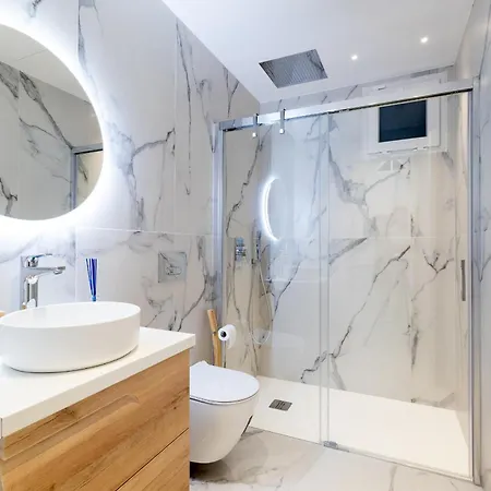 بيت للعطل Nicole Wifi, Gym, Heated Pool