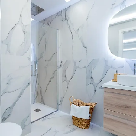 Nicole Wifi, Gym, Heated Pool بيت للعطل