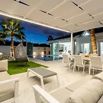 Nicole Wifi, Gym, Heated Pool Holiday home Callao Salvaje